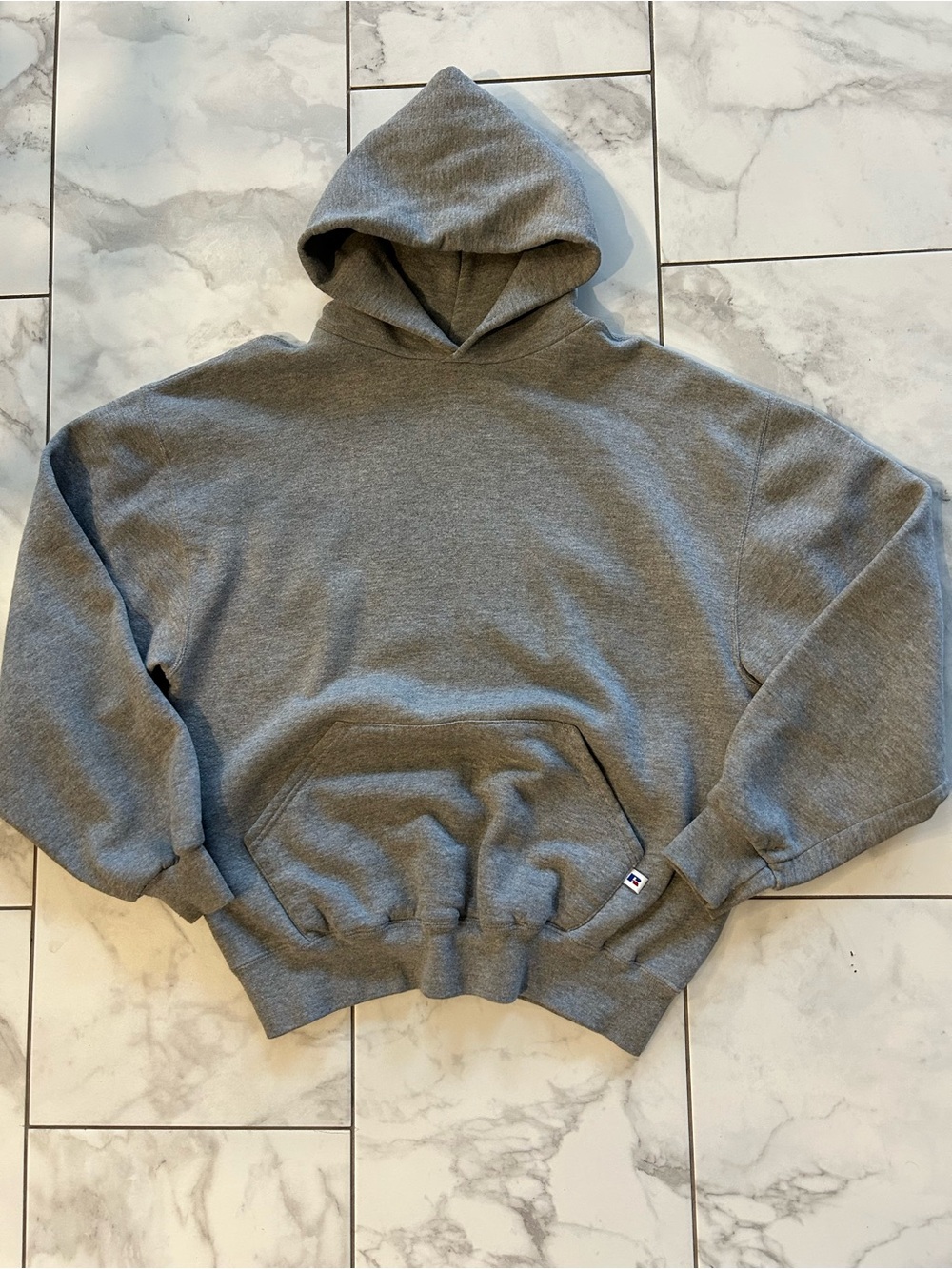 90’s Vintage Russell Athletic Gray Hooded Pullover Boxy Sweatshirt